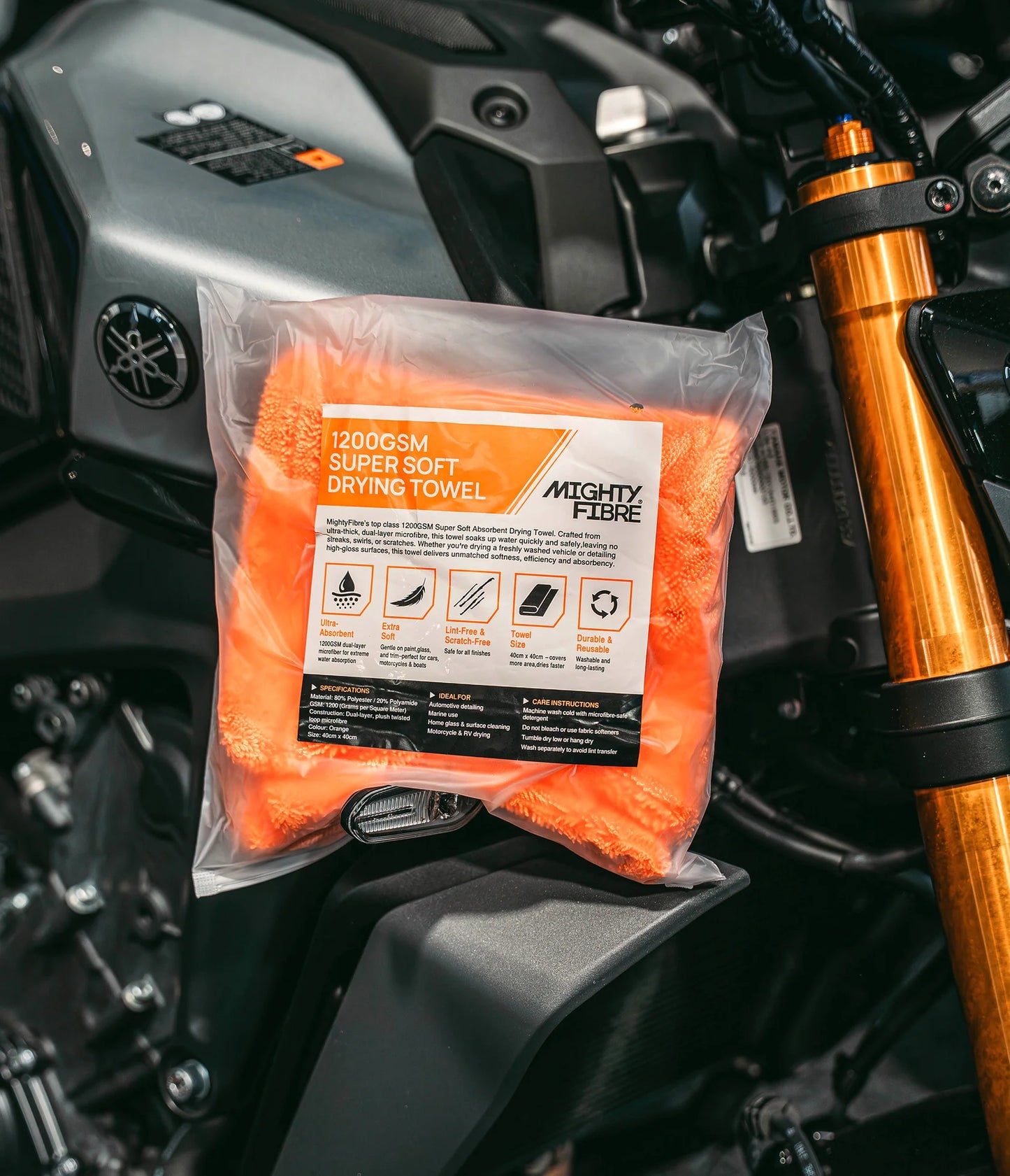 MightyFibre 1200GSM Super Soft car drying towels in orange, designed for fast, absorbent and scratch-free car cleaning.