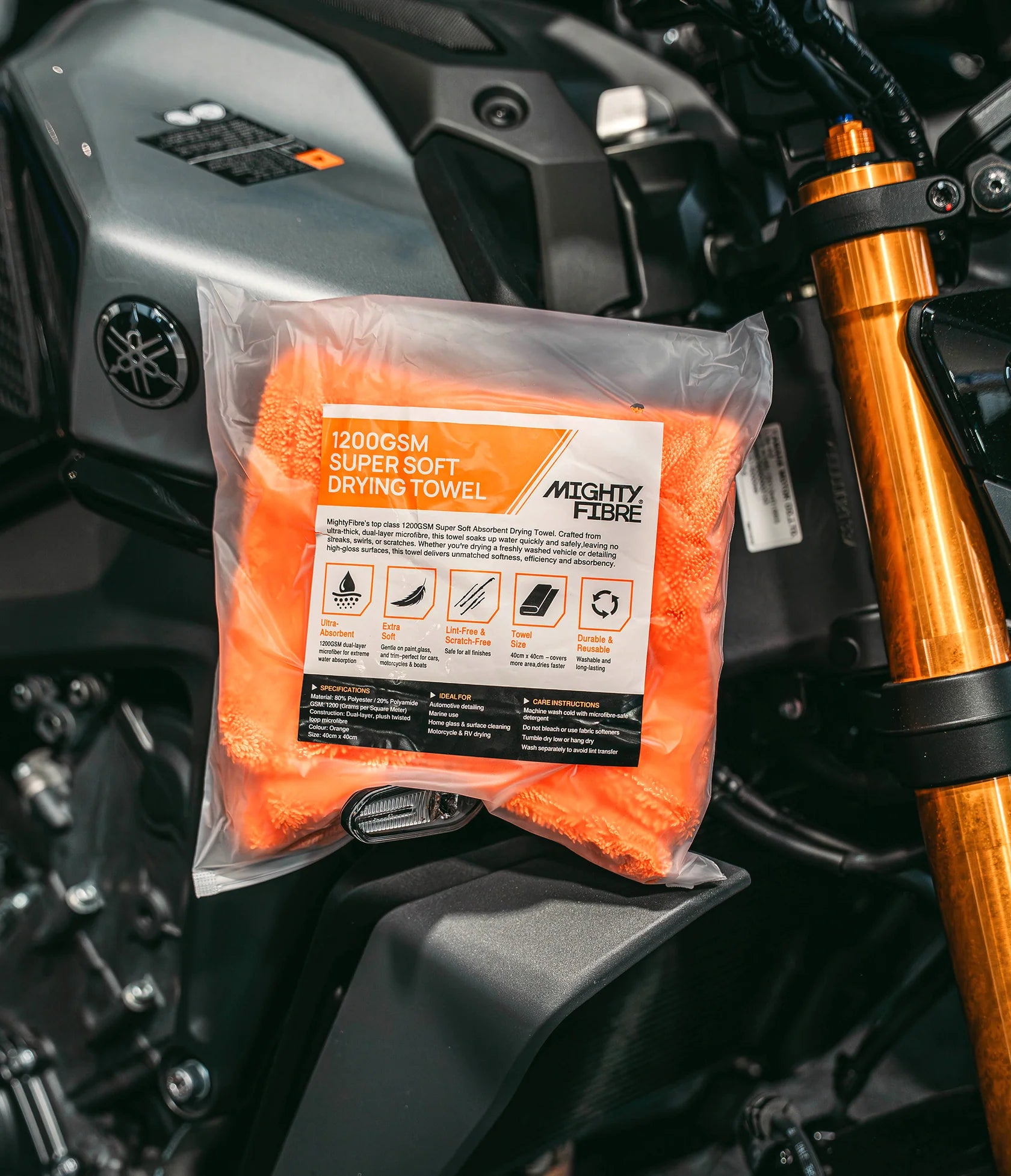 MightyFibre 1200GSM Super Soft car drying towels in orange, designed for fast, absorbent and scratch-free car cleaning.